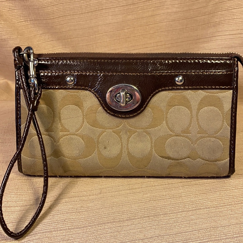 Coach preloved iconic logo wristlet